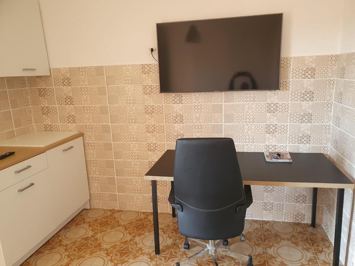Apartamento Casa Palazzine Ovest In Centro Citta Santa Maria Capua Vetere Exterior foto